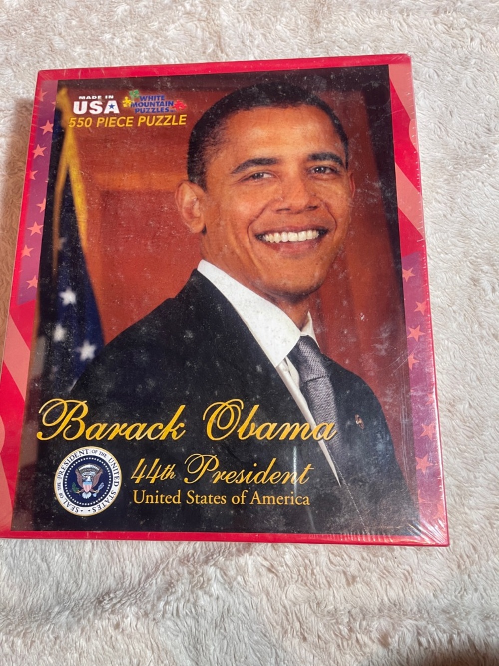 Presidential Portrait 550-Piece Puzzle Barack Obama NEW
